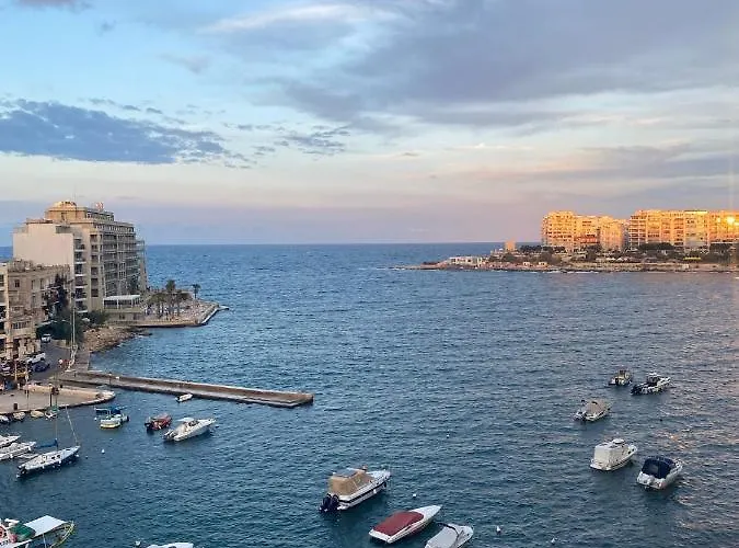בית אירוח Spinola Bay View *