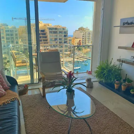 Spinola Bay View *